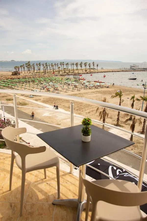 Aparthotel Wave Beachfront Apartments Durres