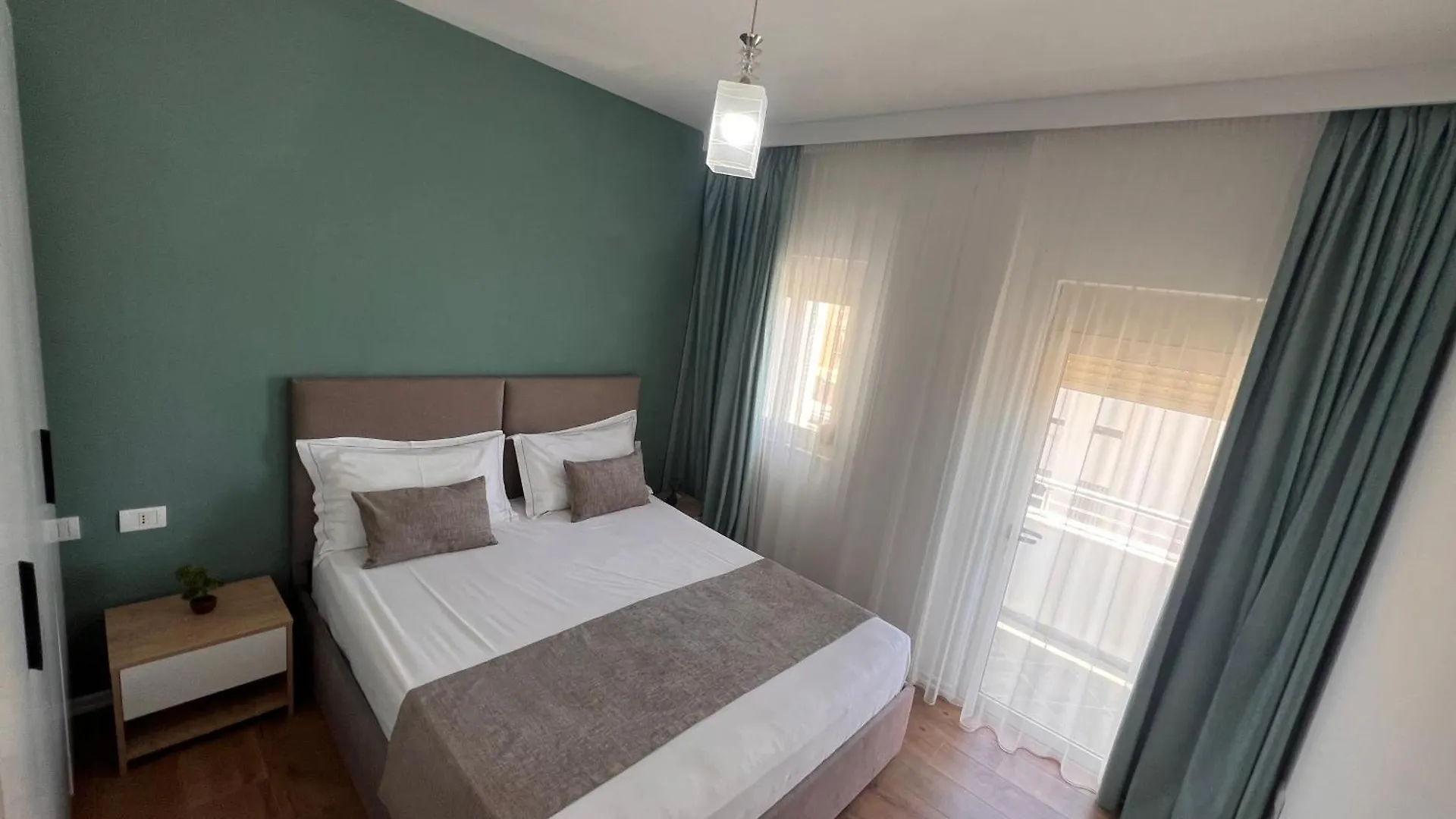 Aparthotel Wave Beachfront Apartments Durres