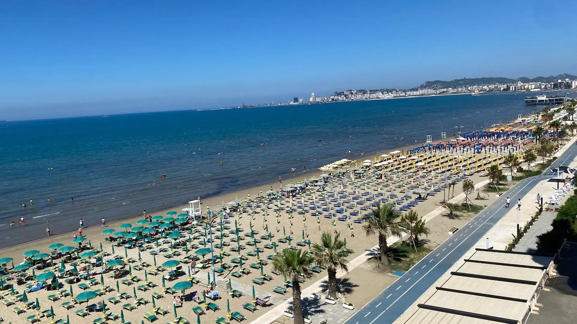 Wave Beachfront Apartments Durres