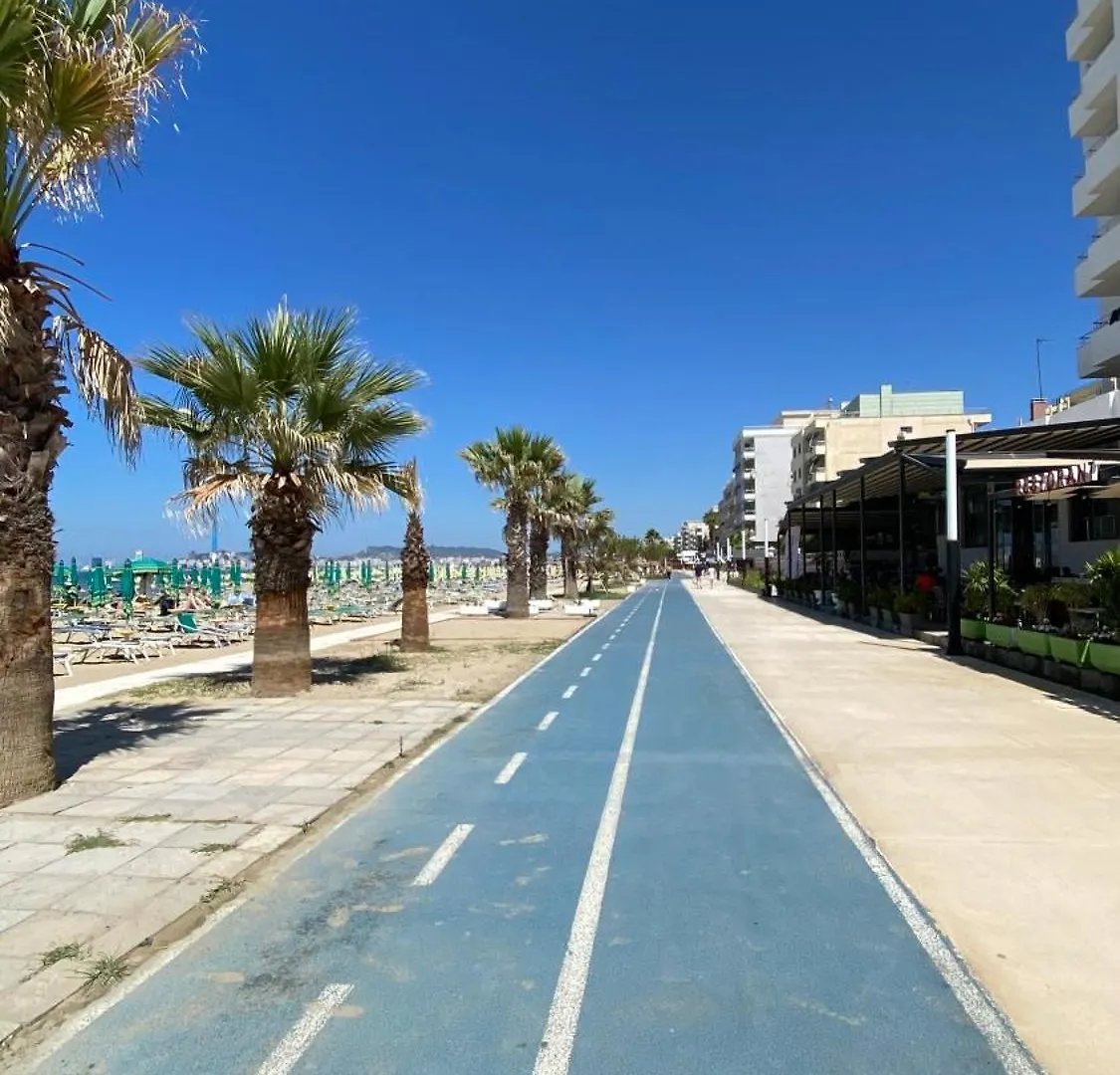 Aparthotel Wave Beachfront Apartments Durres