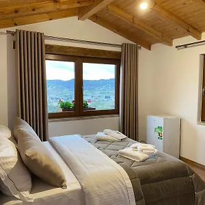 https://villa-bujtina-salko.hotels-in-tirana.com